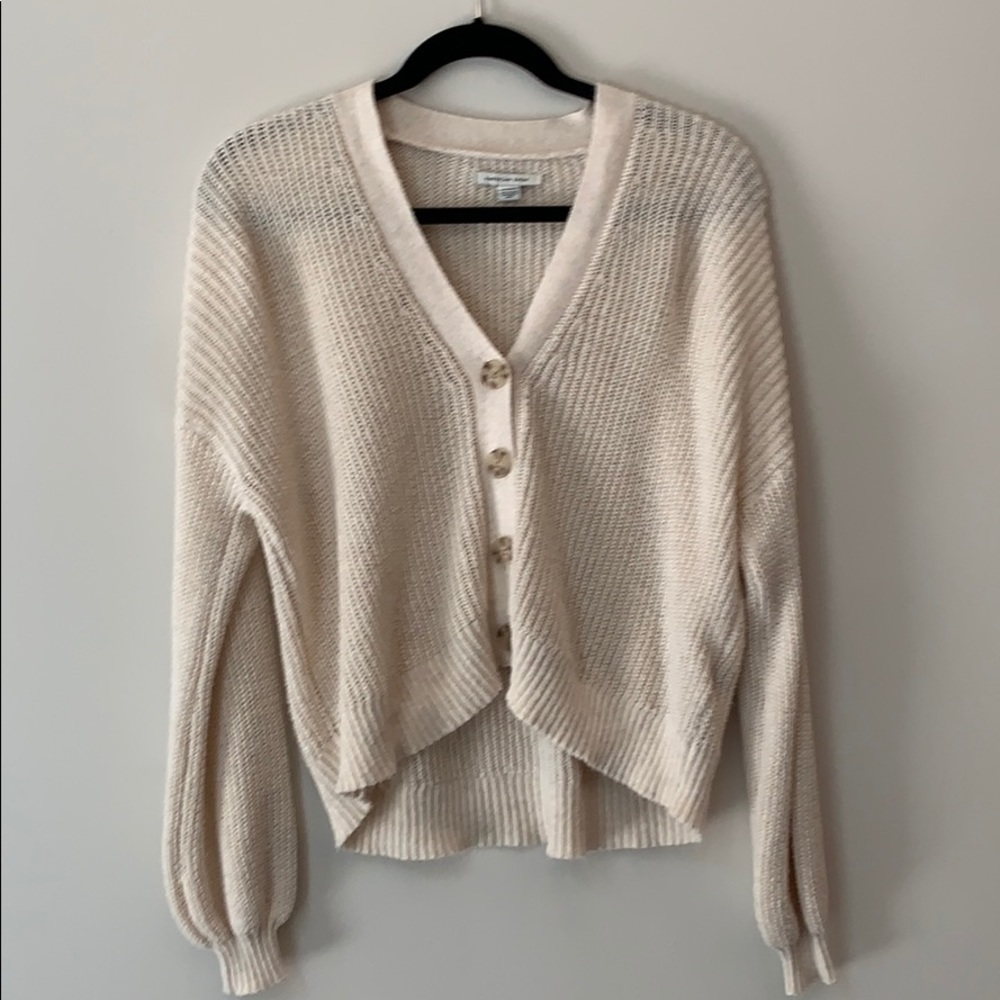 ⭐️American Eagle Slouchy Button Up Cardigan ⭐️